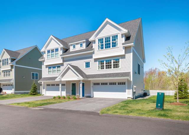 Property at 34 Green Rd, Newmarket, NH 03857, 3 beds, 2.5 baths