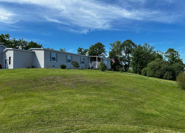 Property at 106 Tarte Rd, Highgate, VT 05459, 4 beds, 2 baths