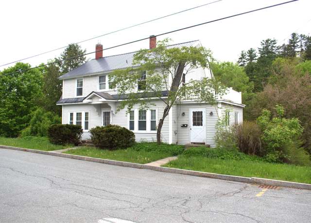 Property at 125 Spring St, St. Johnsbury, VT 05819, 4 beds, 1.5 baths
