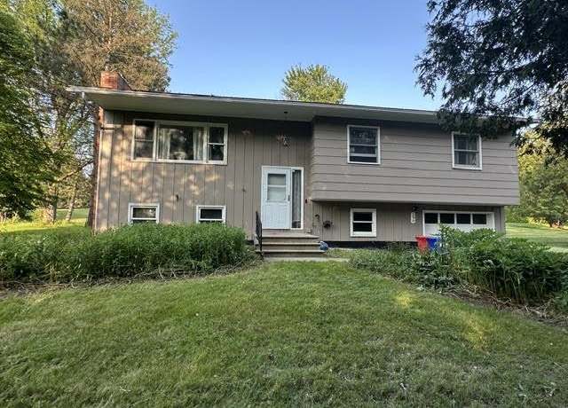 Property at 298 Hillside Dr, Williston, VT 05495, 4 beds, 2 baths