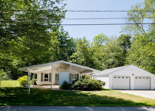 Property at 11 River Rd, North Hampton, NH 03862, 3 beds, 1 bath