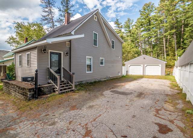 Photo of 64 Pine St, Whitefield, NH 03598