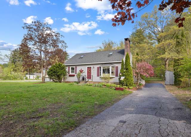 Property at 195 Corning Rd, Manchester, NH 03109, 3 beds, 2 baths
