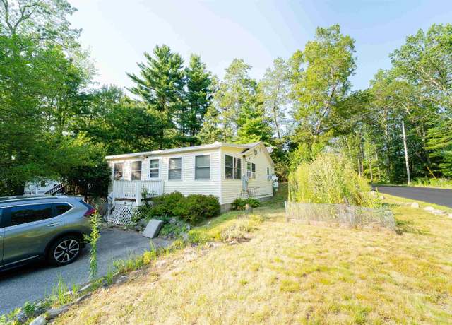 Property at 1 Hilda Ave, Derry, NH 03038, 3 beds, 1 bath