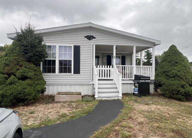Property at 290 Calef Hwy Unit D4, Epping, NH 03042, 2 beds, 2 baths