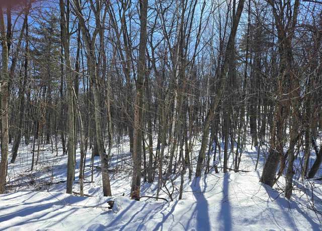 Property at 12 Jewell Ln, Derry, NH 03038