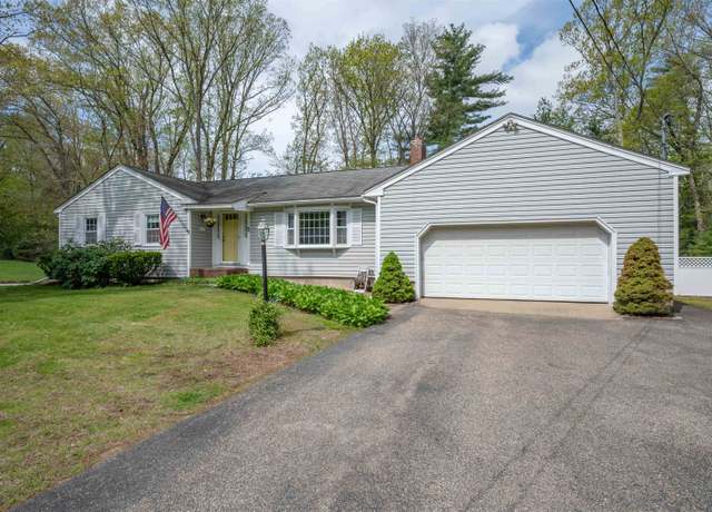 Property at 8 Sequoia Ln, Plaistow, NH 03865, 3 beds, 1.5 baths