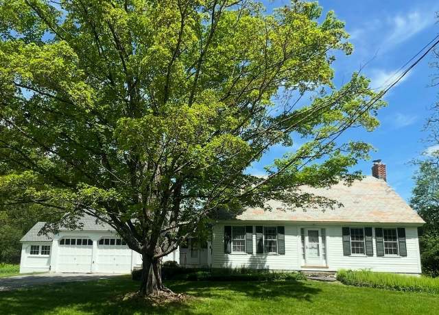 Property at 934 E West Rd, Dummerston, VT 05346, 3 beds, 3 baths