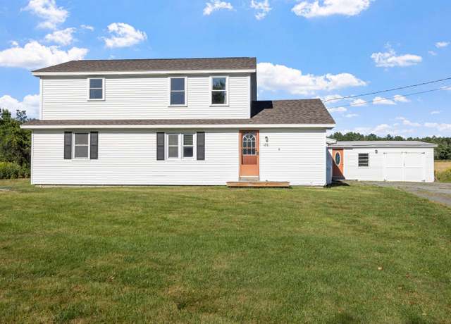 Property at 186 Orford Rd, Lyme, NH 03768, 4 beds, 3 baths