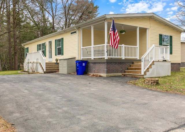 Property at 214 Robin Hood Dr, Exeter, NH 03833, 2 beds, 2 baths