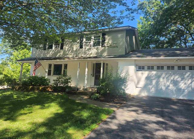 Property at 448 Coral Ave, Manchester, NH 03104, 4 beds, 2.5 baths