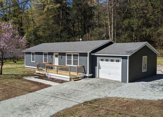 Property at 62 Lawton Dr, Brattleboro, VT 05301, 3 beds, 1 bath