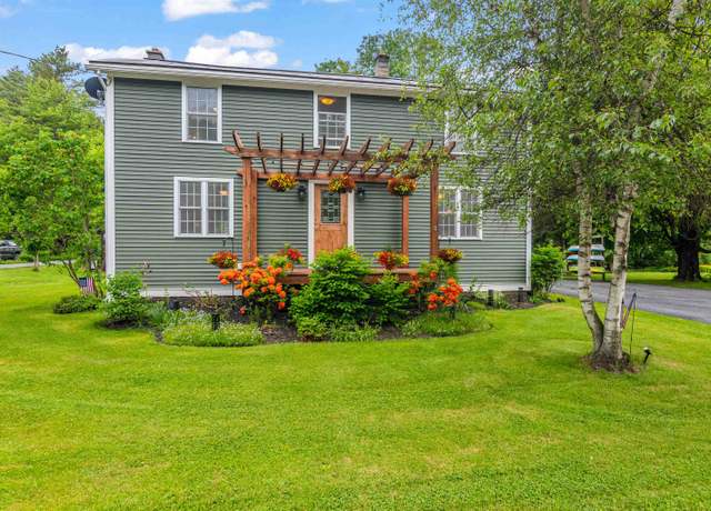 Property at 11 East St, Waterbury, VT 05676, 3 beds, 2 baths
