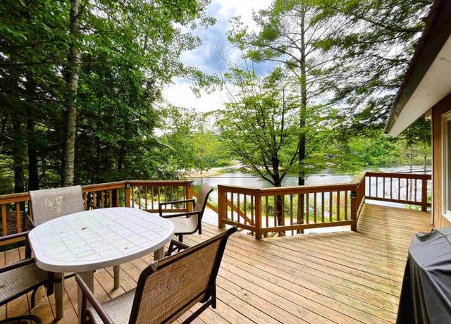Property at 43 Eidelweiss Dr, Madison, NH 03849, 3 beds, 2 baths