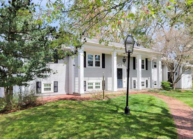 Property at 64 Farmington Rd, Nashua, NH 03060, 4 beds, 3 baths
