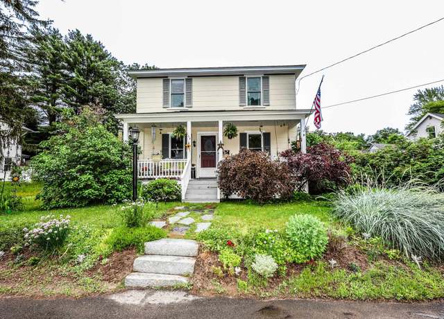 Property at 164 Rochelle Ave, Manchester, NH 03102, 3 beds, 2 baths