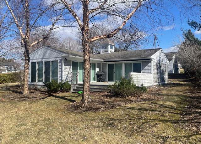Property at 312 Lakewood Dr, Swanton, VT 05488, 2 beds, 2 baths
