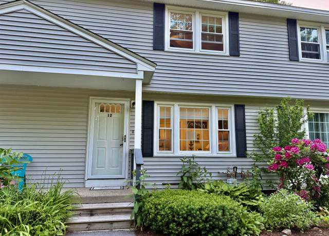Property at 12 Holly Ln, Londonderry, NH 03053, 2 beds, 1.5 baths