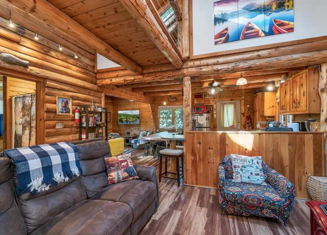 Property at 422 Belleau Blvd, Wakefield, NH 03830, 3 beds, 2 baths