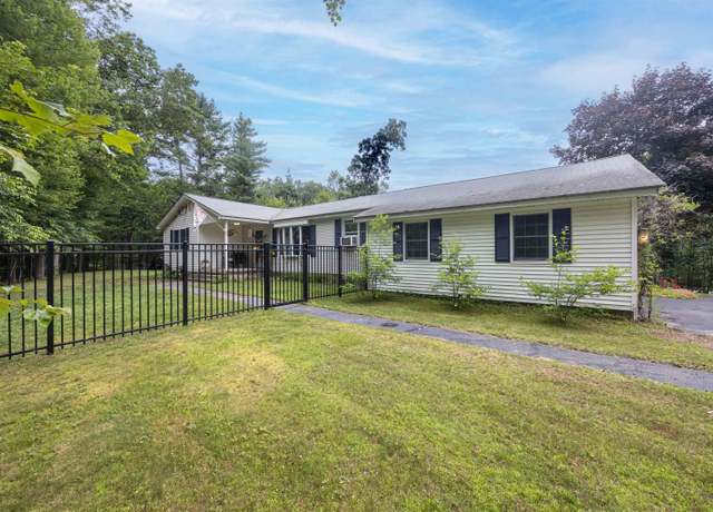 Property at 1 Woodhenge Cir, Londonderry, NH 03053, 3 beds, 1.5 baths