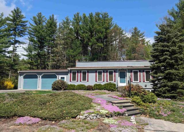 Property at 10 Dandiview Rd, Conway, NH 03860, 2 beds, 2 baths