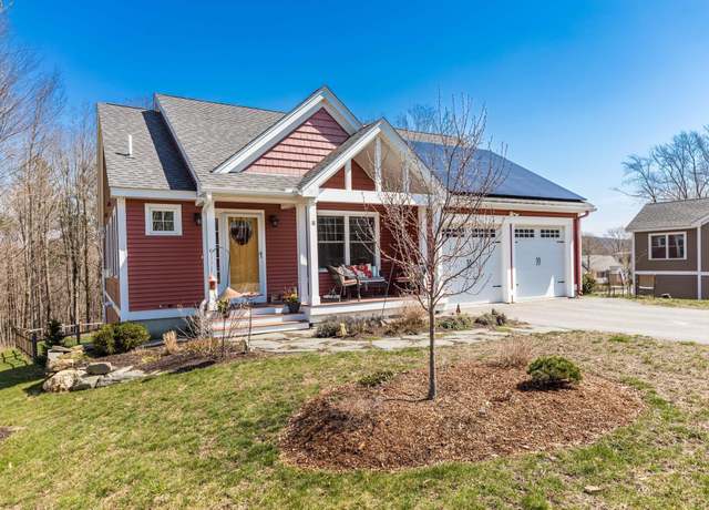 Property at 18 Wentworth St, Rollinsford, NH 03869, 3 beds, 2.5 baths