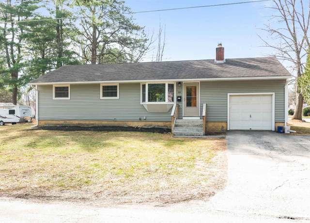 Property at 31 Elizabeth St, South Burlington, VT 05403, 3 beds, 1 bath