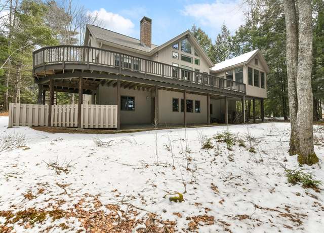 Property at 71 Greensward Dr, Grantham, NH 03753, 3 beds, 2.5 baths