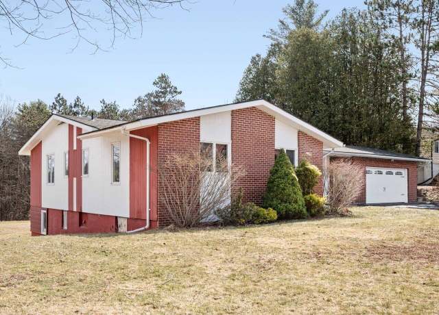 Property at 32 Hackamore Rd, Montpelier, VT 05602, 3 beds, 3 baths