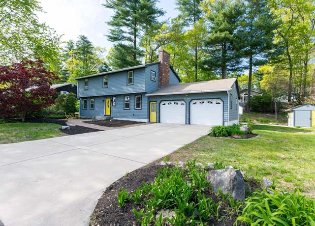 Property at 27 Biscayne Pkwy, Nashua, NH 03064, 4 beds, 3.5 baths