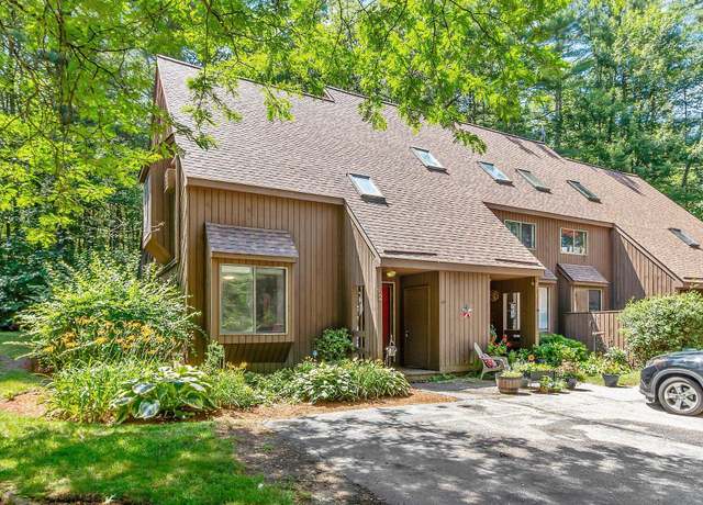 Property at 12 Victoria Dr #12, Merrimack, NH 03054, 2 beds, 1.5 baths