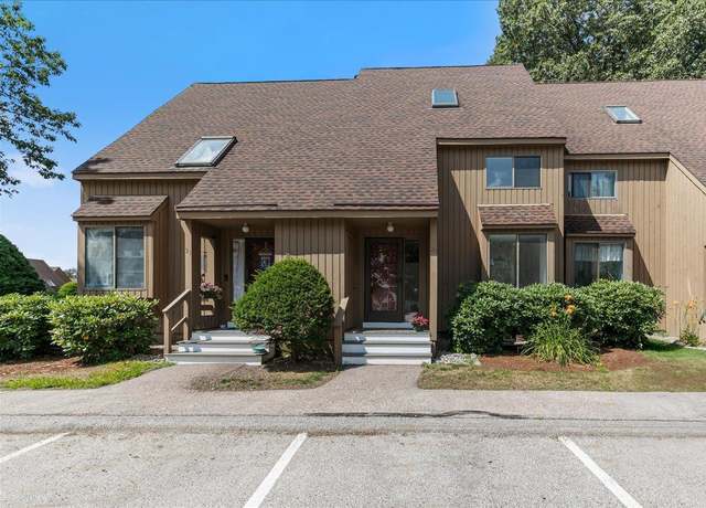 Property at 20 Webster Ct, Merrimack, NH 03054, 2 beds, 1.5 baths