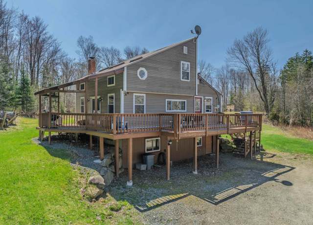 Property at 27 Hodge Rd, Lancaster, NH 03584, 3 beds, 1 bath