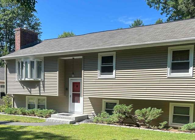 Property at 8 Hildreth Dr, Litchfield, NH 03052, 3 beds, 1.5 baths