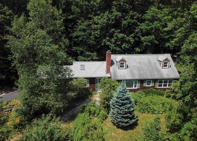 Property at 8 Walden Woods, Essex, VT 05452, 3 beds, 2 baths