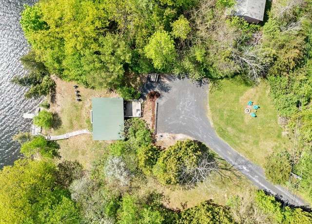 Property at 235 Pleasant View Dr, North Hero, VT 05474, 2 beds, 1.5 baths