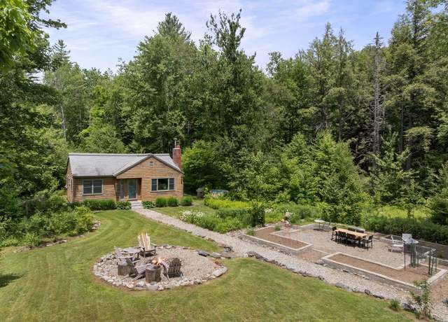 Property at 2042 Nebraska Vly, Stowe, VT 05672, 2 beds, 1 bath