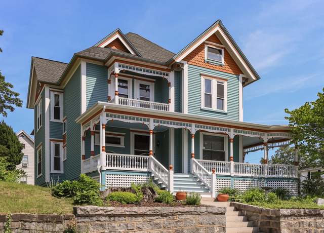 Property at 451 Milton St, Manchester, NH 03103, 4 beds, 1.5 baths
