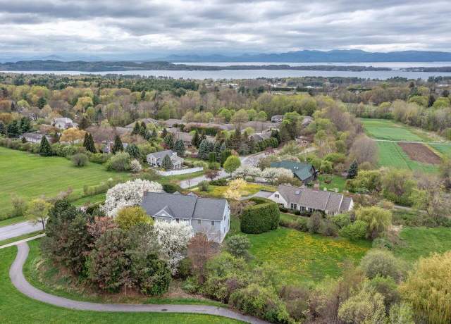 Property at 1 Deerfield Dr, South Burlington, VT 05403, 5 beds, 3.5 baths