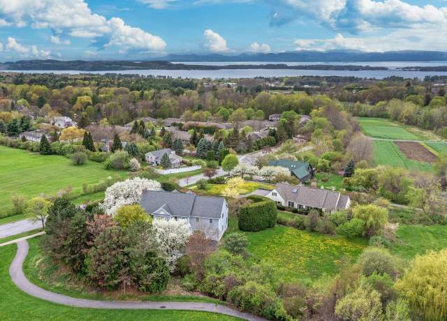 Property at 1 Deerfield Dr, South Burlington, VT 05403, 5 beds, 3.5 baths