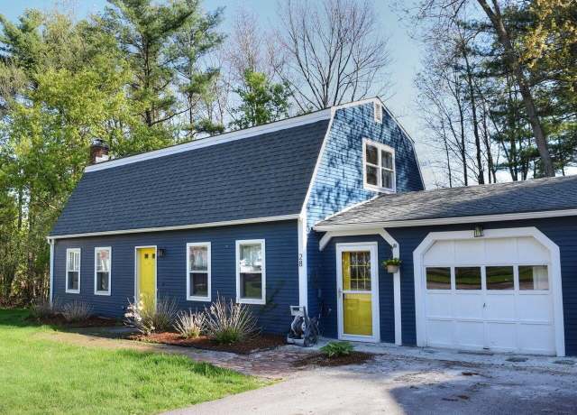 Property at 28 Red Cedar Ln, Shelburne, VT 05482, 4 beds, 3 baths