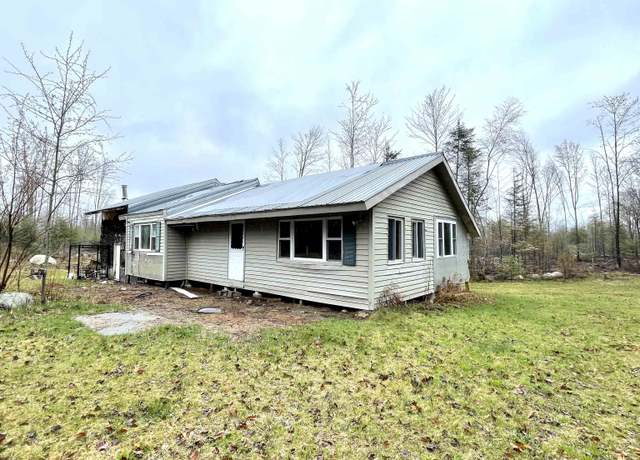 Property at 2870 Leonard Hill Rd, Concord, VT 05824, 3 beds, 1 bath