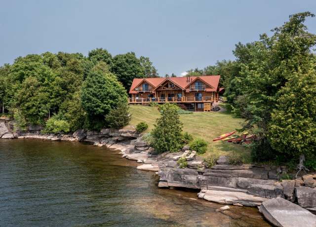 Property at 489 W Shore Rd, South Hero, VT 05486, 4 beds, 3 baths
