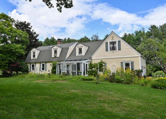 Property at 90 Giles Rd, East Kingston, NH 03827, 4 beds, 2.5 baths