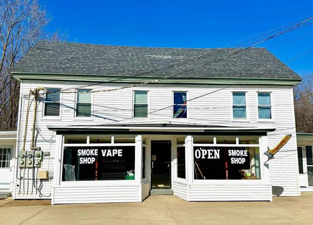 Property at 174 Autumn St, Rochester, NH 03868, 6 beds, 4 baths