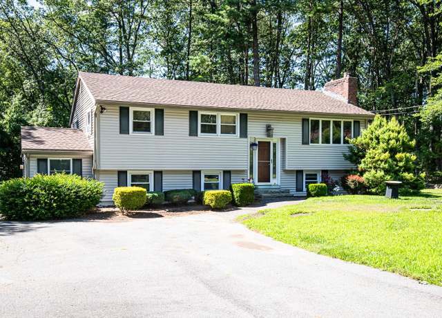 Property at 7 Diana Rd, Derry, NH 03038, 2 beds, 1 bath