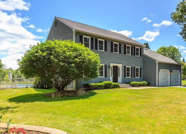 Property at 38 Naticook Ave, Litchfield, NH 03052, 4 beds, 2.5 baths
