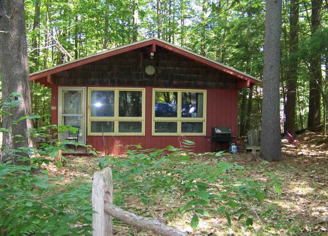 Property at 1 Museum Shores Rd, Wolfeboro, NH 03894, 2 beds, 1 bath