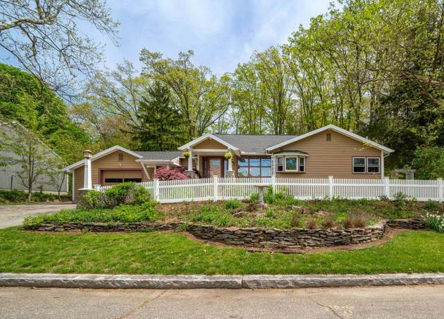 Property at 71 Birchwood Rd, Manchester, NH 03104, 3 beds, 1 bath