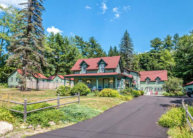 Property at 207 Seavey St, Conway, NH 03860, 11 beds, 9.5 baths